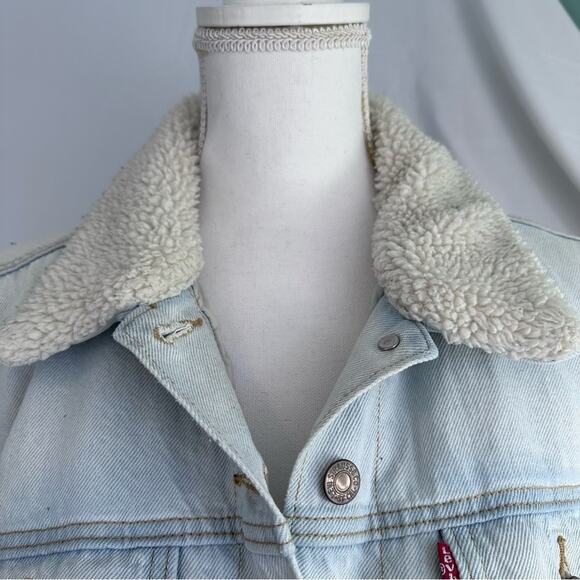 Levis - Vintage Sherpa Trucker Jean Jacket, Size 14-16 - Picture 16 of 16